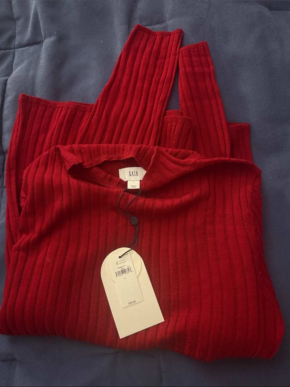New size Large Cult GAIA Ribbed Knit Sweater - Red